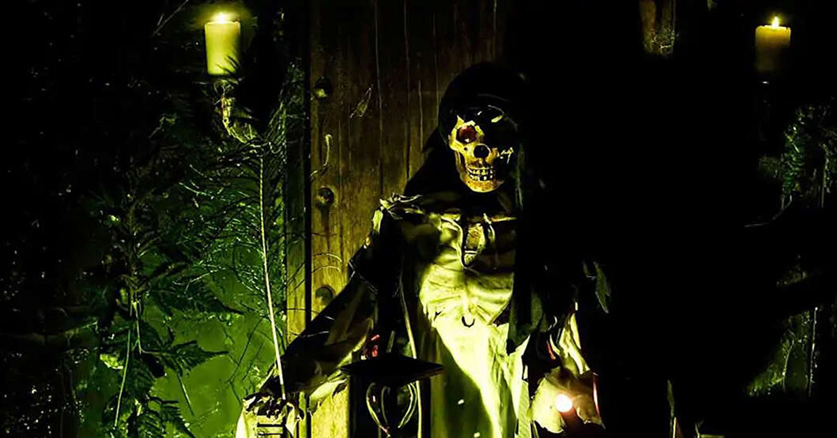 Best Escape Rooms in Athens: The Cursed Willy at Sherlocked Homes 2025