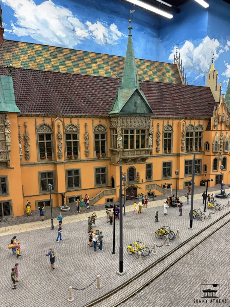 One day in Wroclaw Itinerary: Miniature model of Wroclaw’s Old Town buildings and people at Kolejkowo.